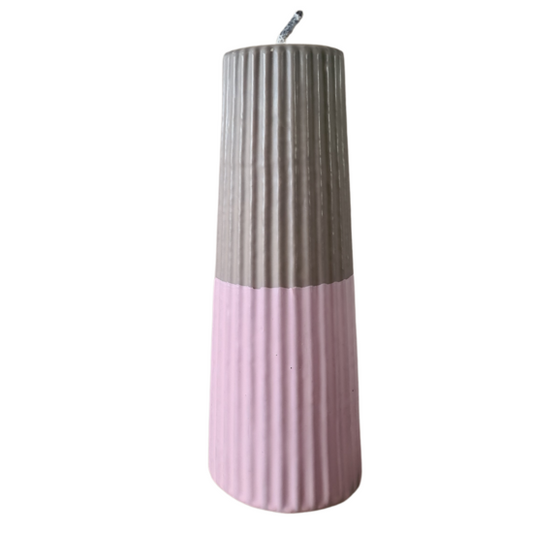 Rustik Lys - Outdoor Stumpenkerze gerillt Pastellrosa / Grau L Kneusje