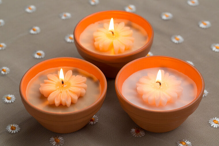 Rustik Lys - Candle Flower bowl Pale banana
