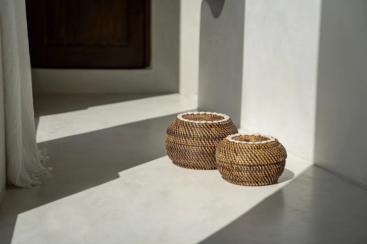 Bazar Bizar – Colonial Peek-a-Boo Mand Naturel Bruin S – 23 × 15 cm