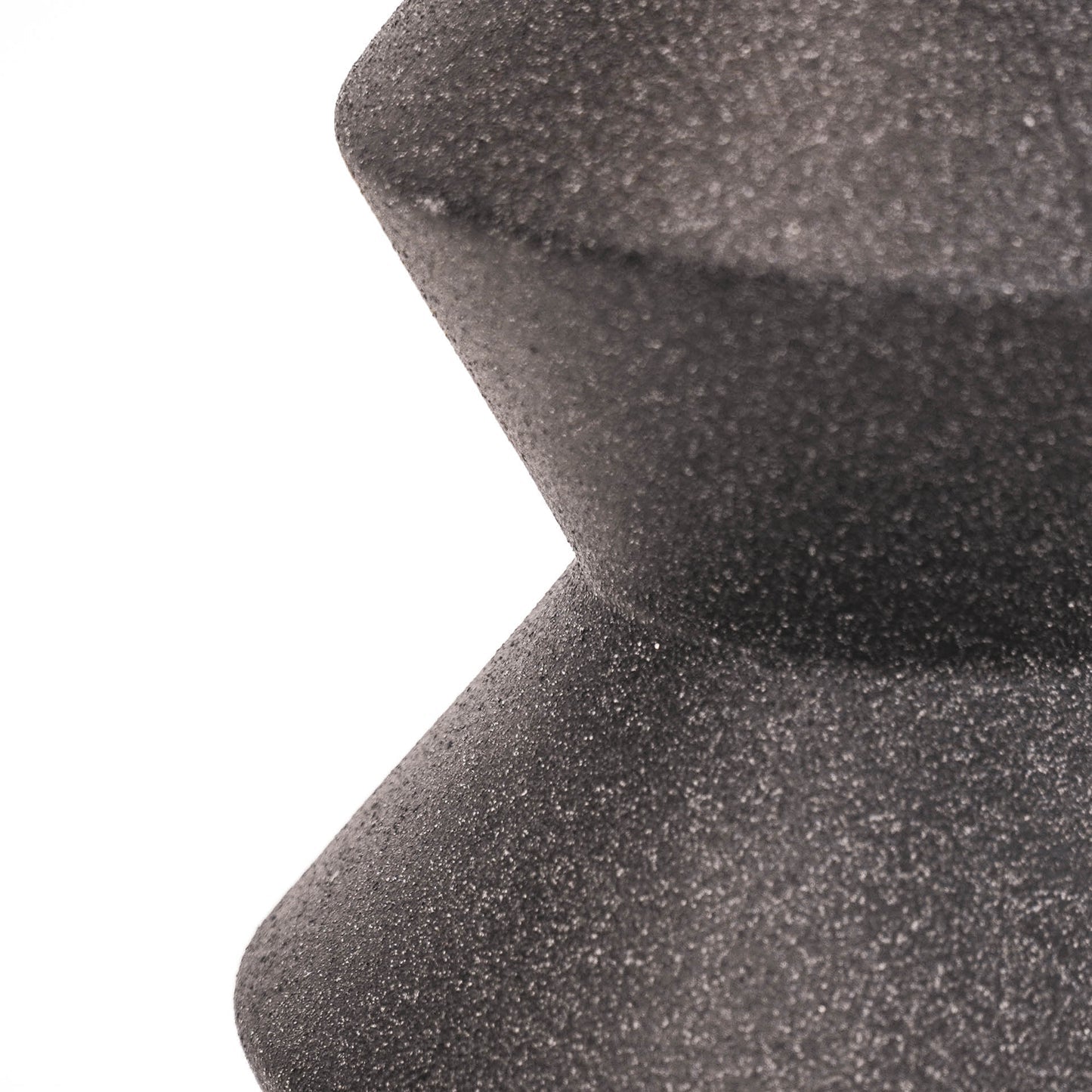 Housevitamin - Organic vase Black - 13x13x22cm