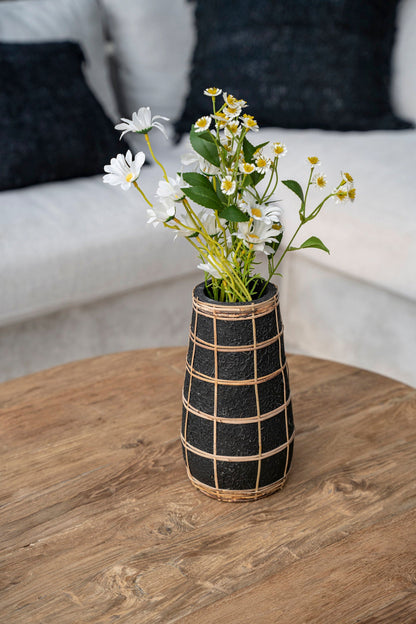 Bazar Bizar Cutie vaas – zwart/naturel – L – productfoto 2