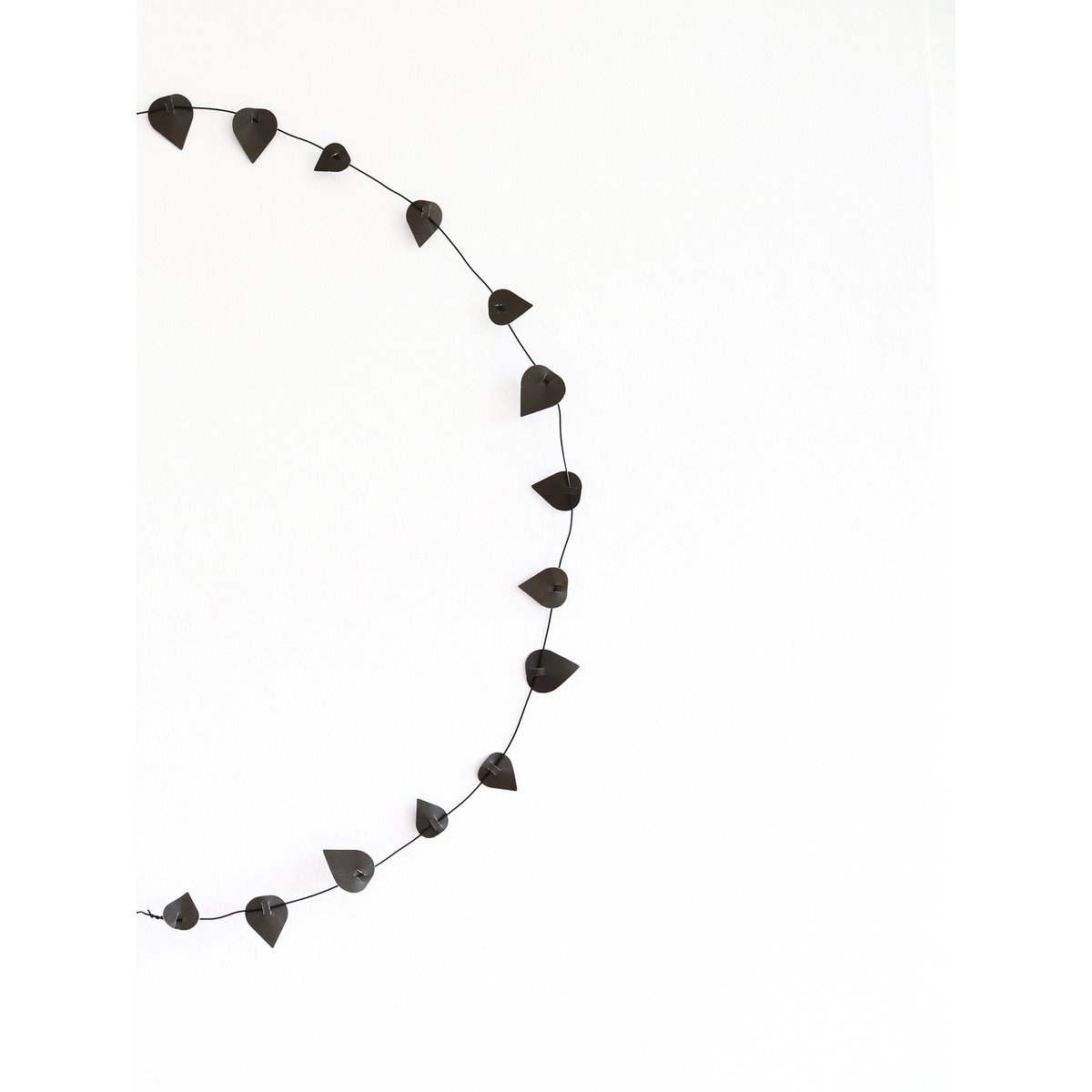 Jurianne Matter - Twig leaves black
