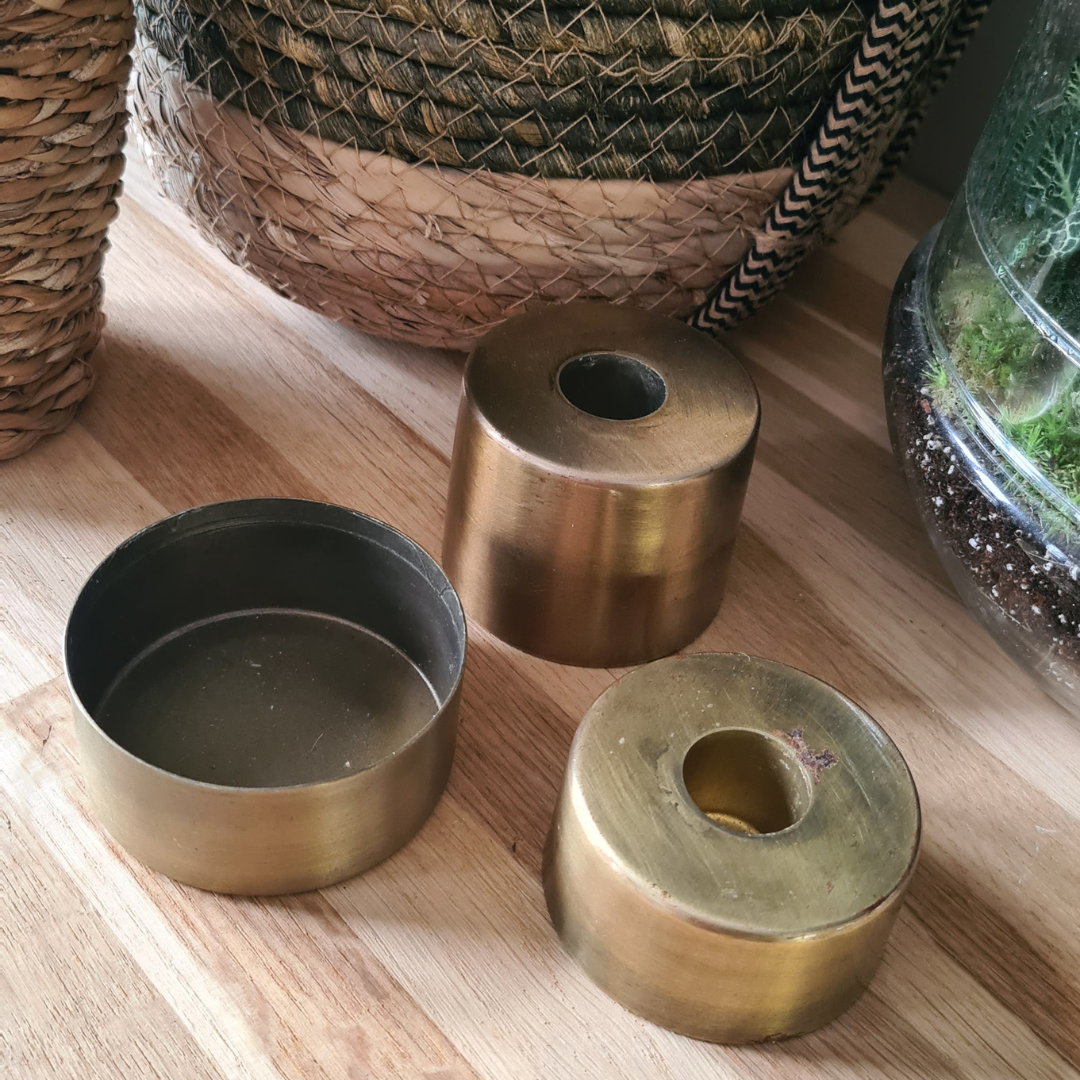 Brass candlestick set of 3 (bruised)